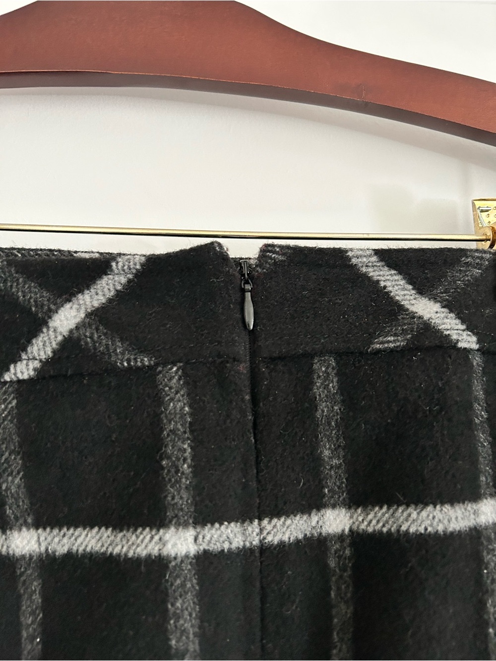 Talbots Plaid Wool Skirt Black White Size 18 - Picture 8 of 12